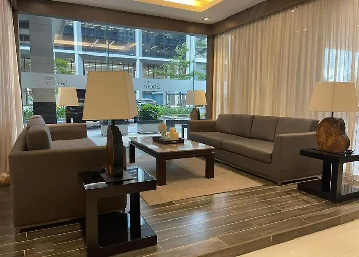 Cozy Luxe 55 Inch 4k Ultra Tv And Amenity View Manila